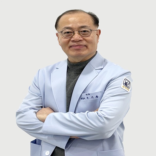 국기용 원장 사진