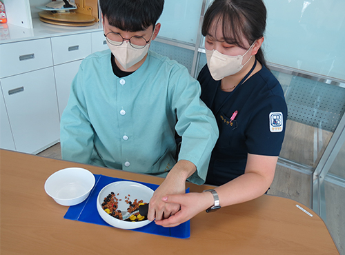 일상생활동작훈련치료