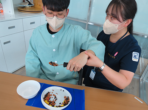 일상생활동작훈련치료